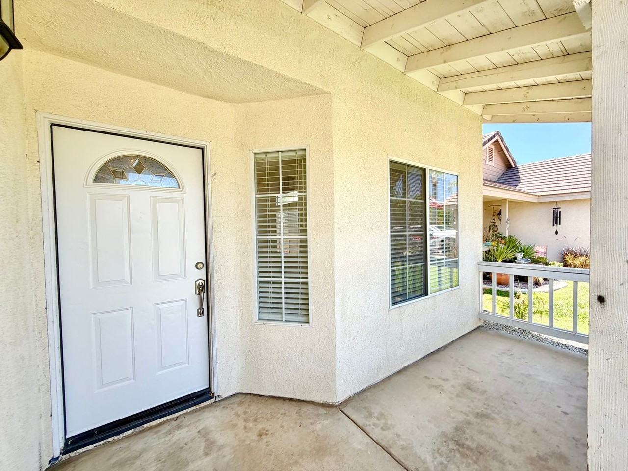 27071 School Park Dr - Photo 4 of 33