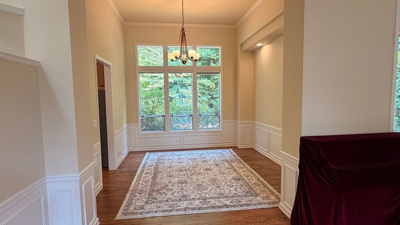 4504 194th Way Ne - Photo 4 of 31