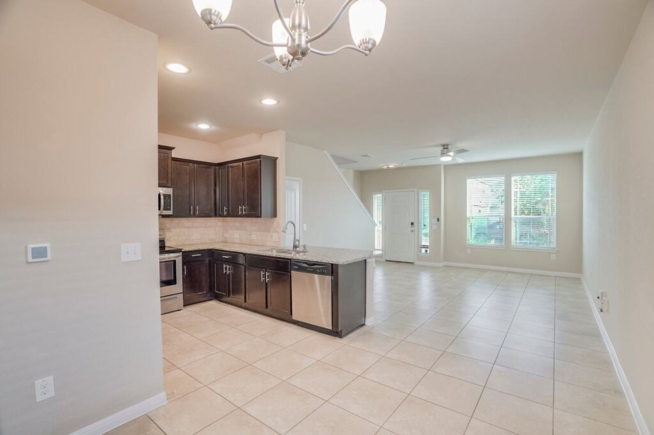 412 Cane River Rd - Photo 3 of 20