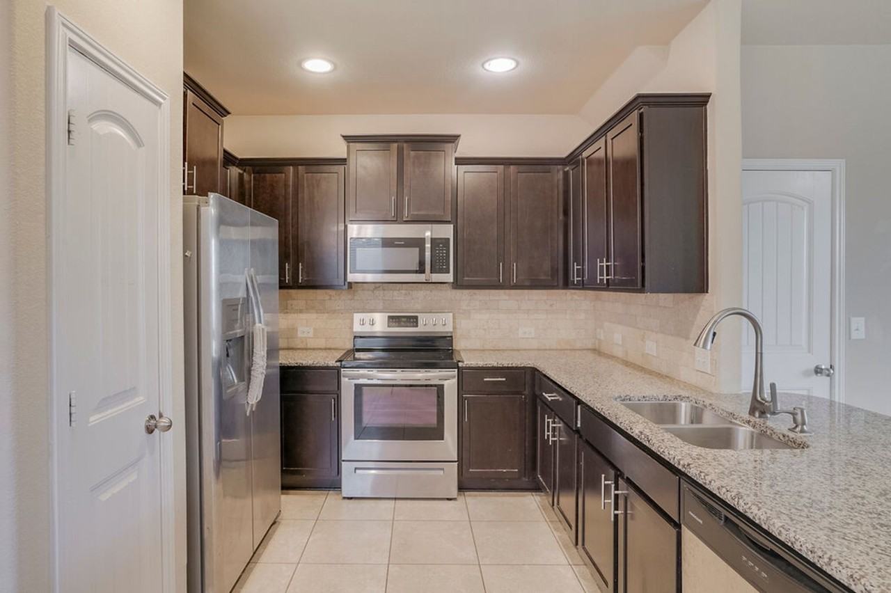 412 Cane River Rd - Photo 4 of 20