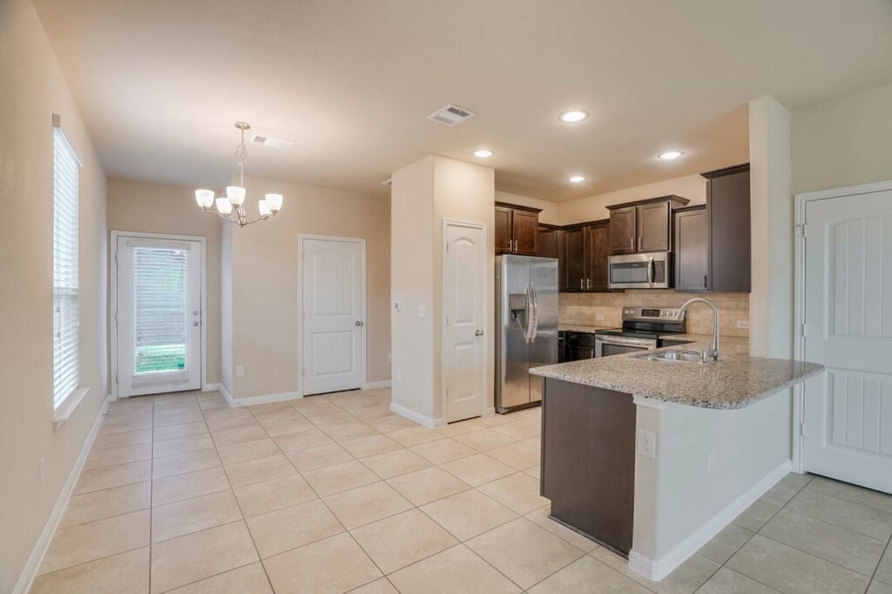412 Cane River Rd - Photo 5 of 20