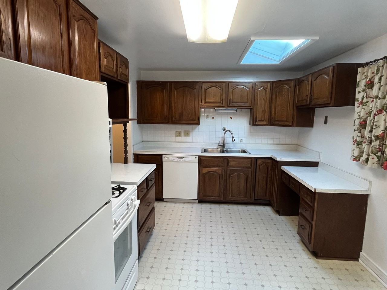 12372 E 30th Ave - Photo 6 of 23