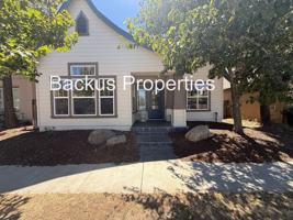 featured image of 7 Moreno St