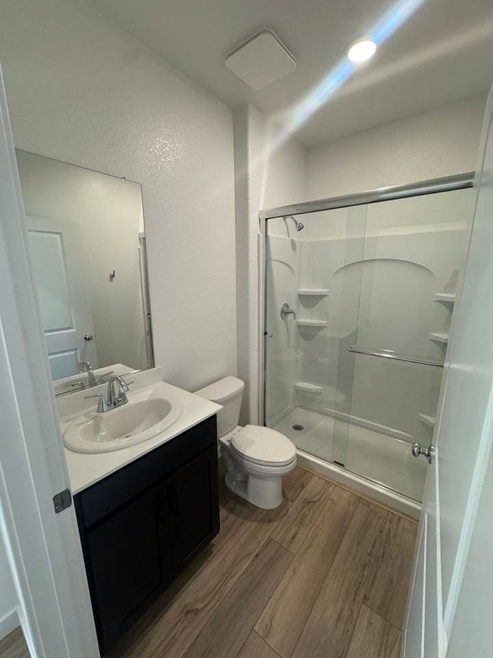 1107 1107 Baylor Terrace - Photo 3 of 13