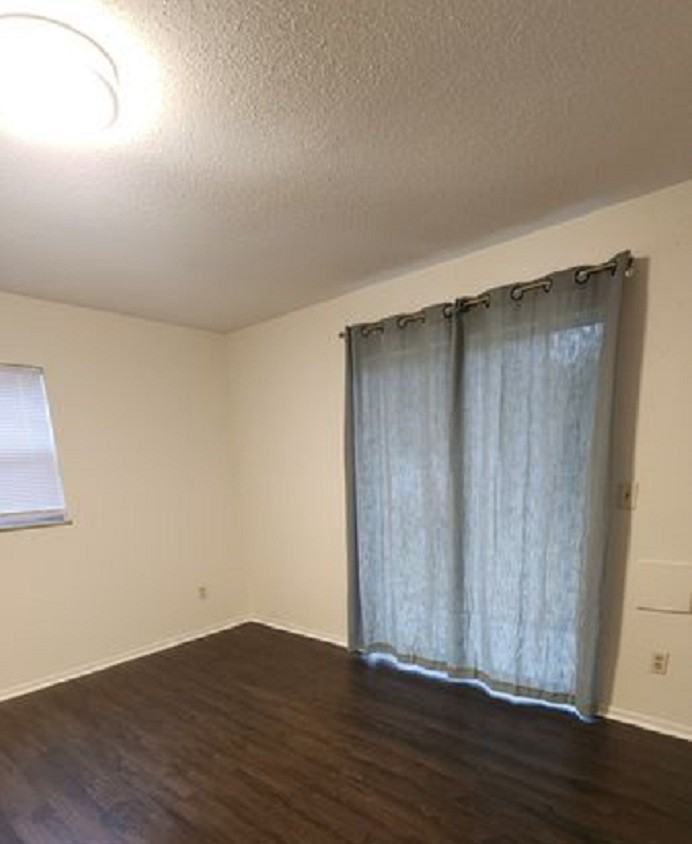 5931 Plaza View Dr #5931 - Photo 4 of 5