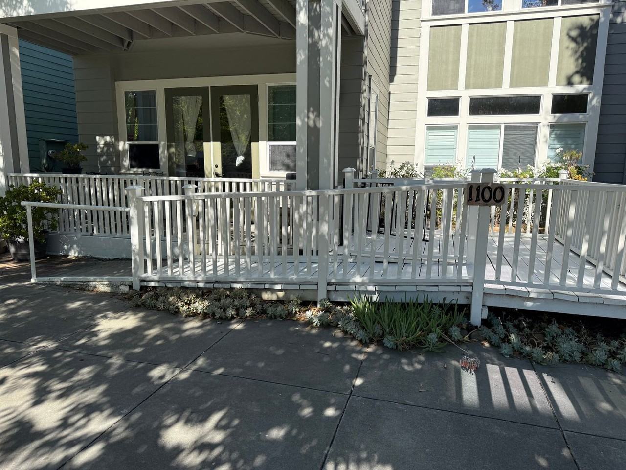 1100 Kellogg St - Photo 3 of 10