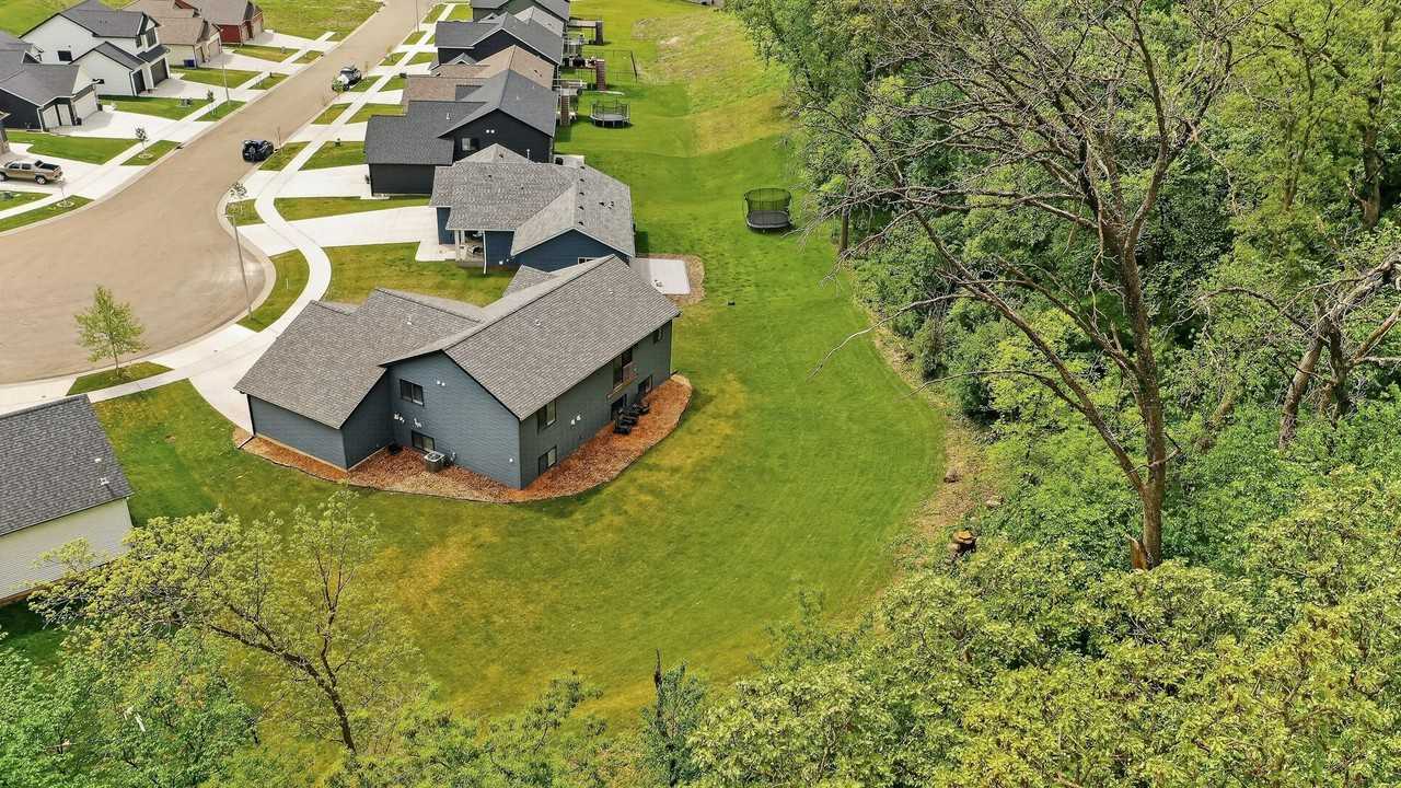 5411 Destination Ln Ne - Photo 3 of 39
