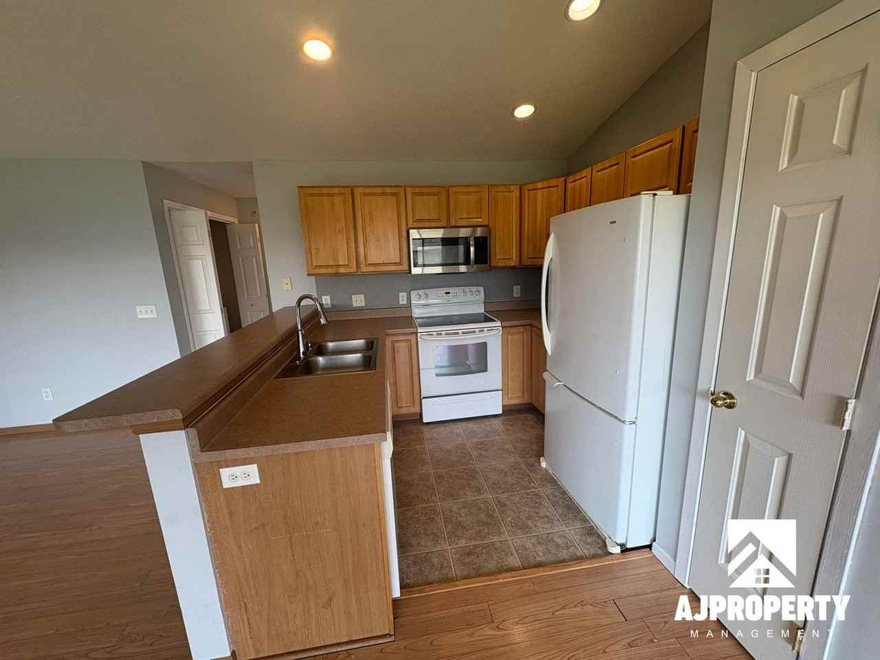 7107 W 56th St #22 - Photo 2 of 17
