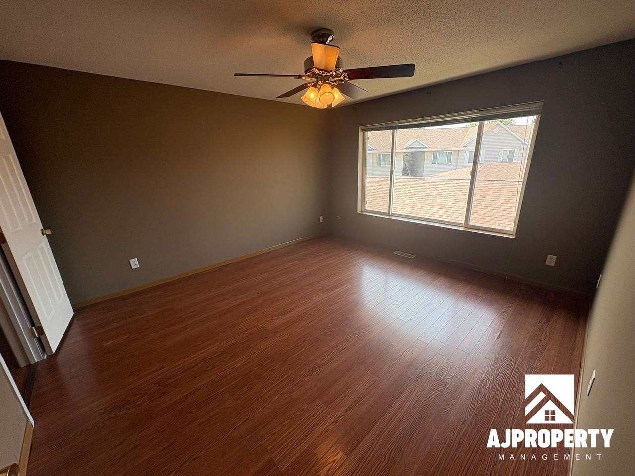 7107 W 56th St #22 - Photo 7 of 17