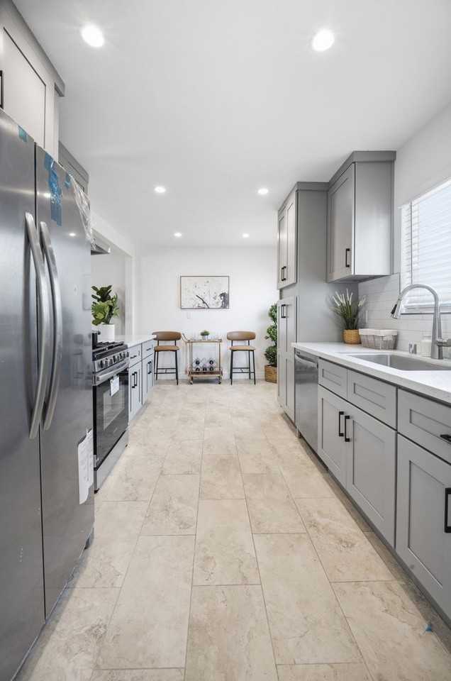12301 Granite Pl - Photo 3 of 18