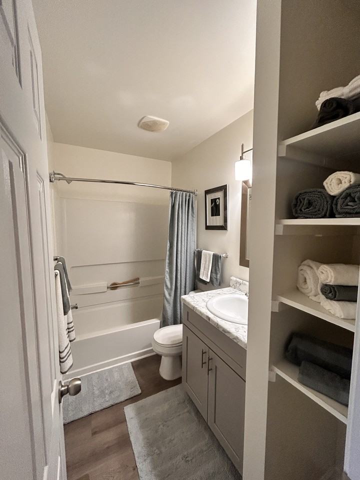 1249 Fords Pointe Cir #1249 - Photo 2 of 11