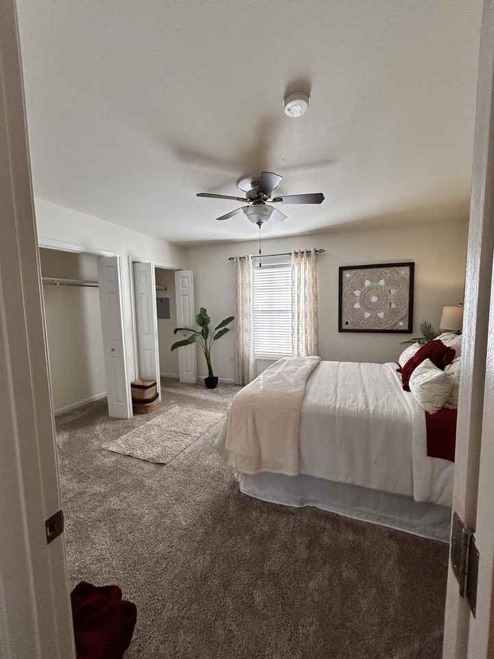 1249 Fords Pointe Cir #1249 - Photo 4 of 11