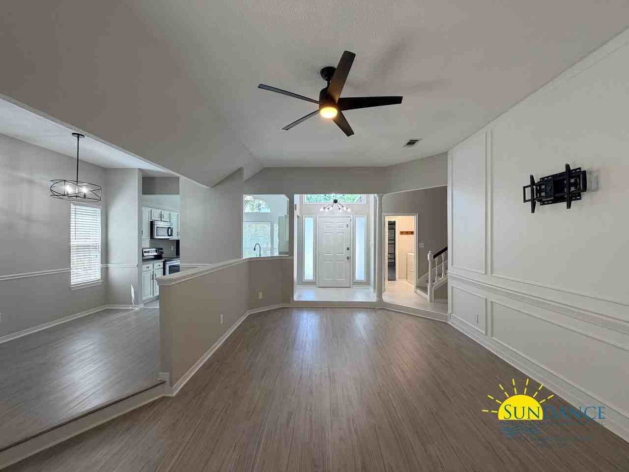 1897 Turnberry Ct - Photo 3 of 31