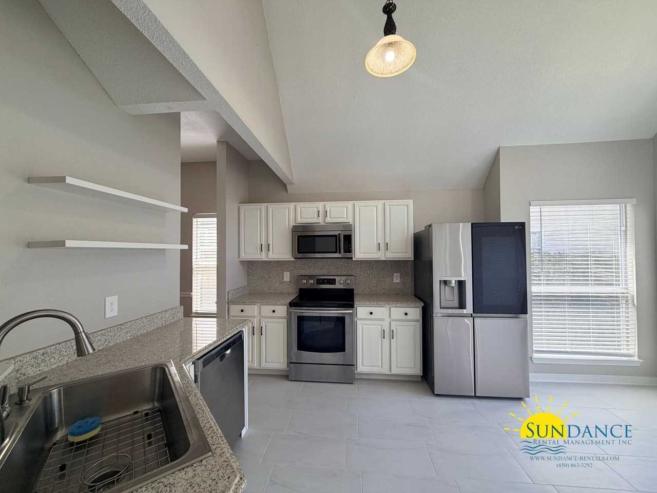 1897 Turnberry Ct - Photo 7 of 31