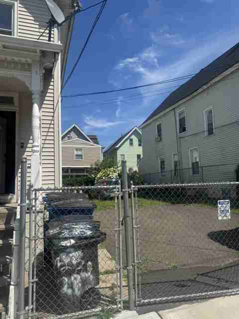 281 Lloyd St #2 - Photo 2 of 11
