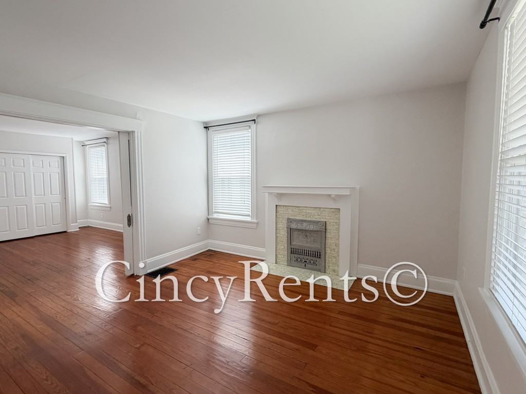 2836 Linwood Ave #1 - Photo 6 of 19