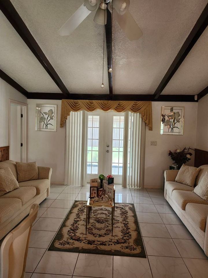 3280 Glencove St - Photo 4 of 27