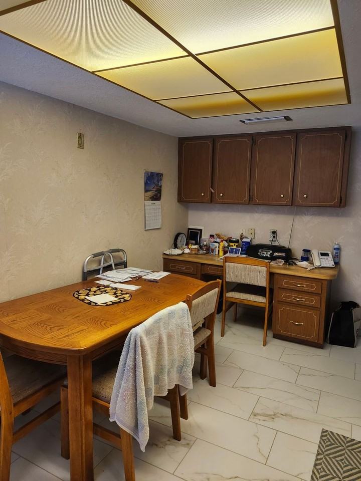 3280 Glencove St - Photo 6 of 27