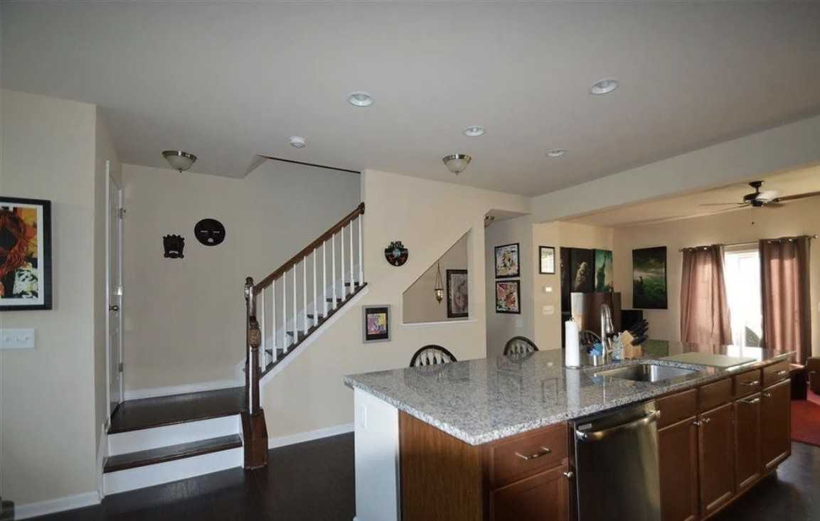 4006 Kentworth Dr - Photo 2 of 14