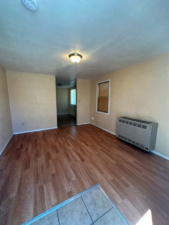1220 Martin St - Photo 2 of 12