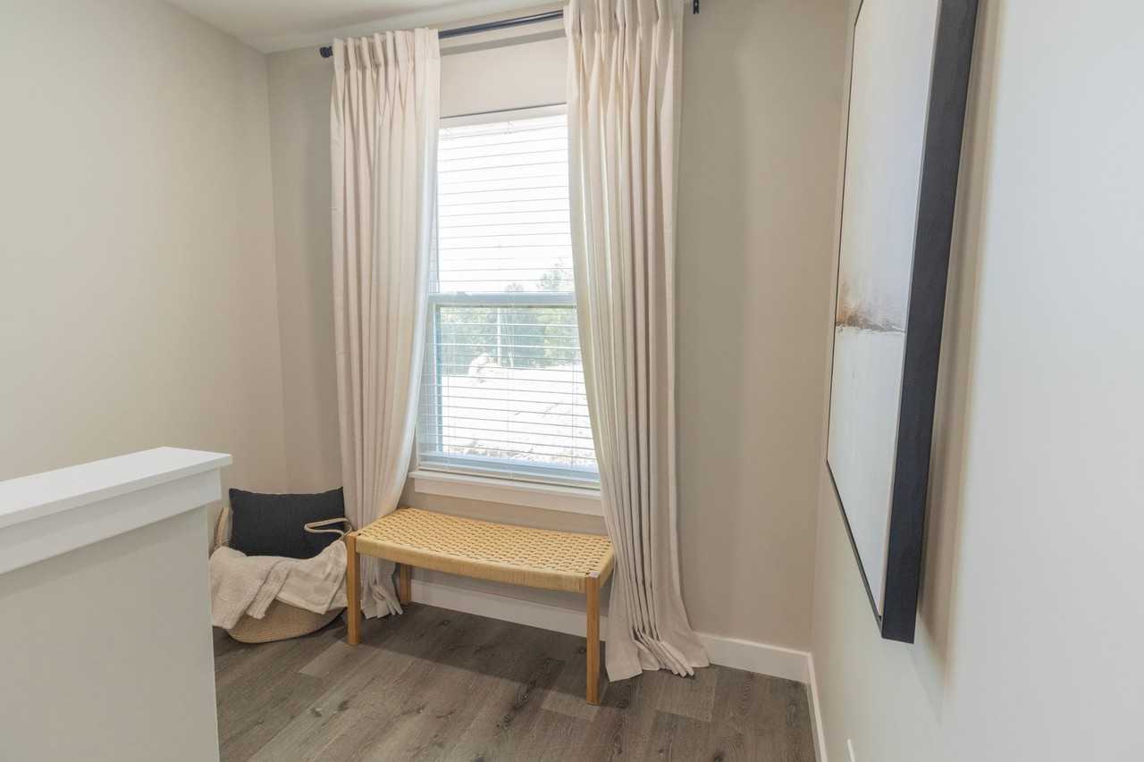 2832 Emery Dr - Photo 5 of 50