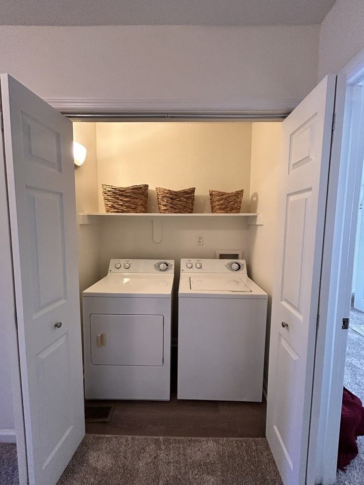 1139 Fords Pointe Cir #1139 - Photo 3 of 11