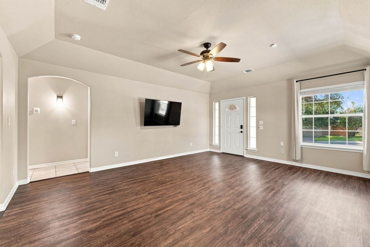 11707 Jarvis Dr #NA - Photo 6 of 19