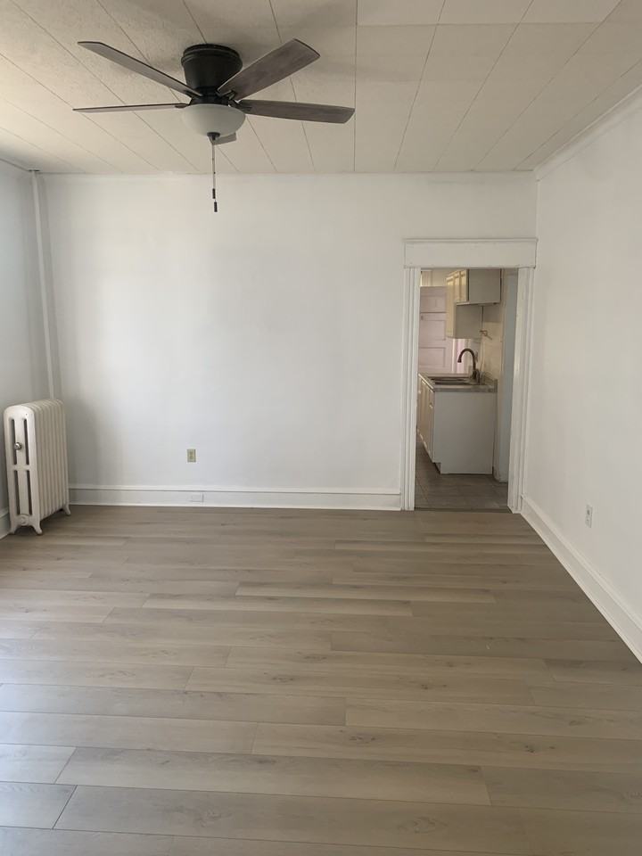 1326 Jefferson Ave #1326 - Photo 4 of 8