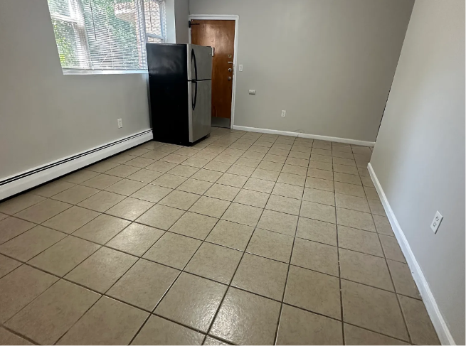 184 Fairview Ave #A2 - Photo 3 of 6