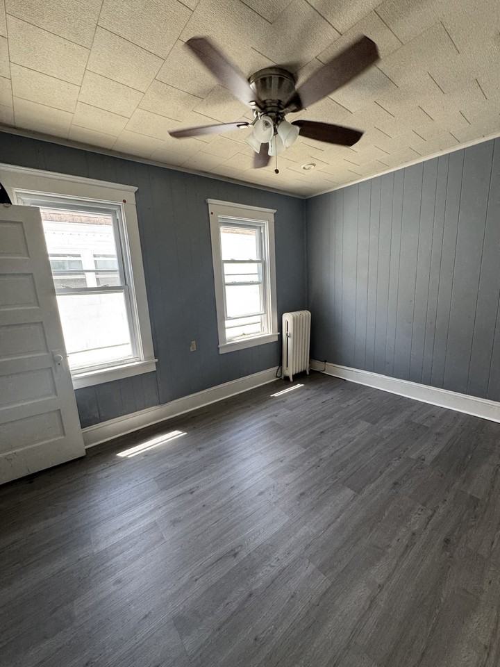 32 Alexander St #NA - Photo 6 of 10