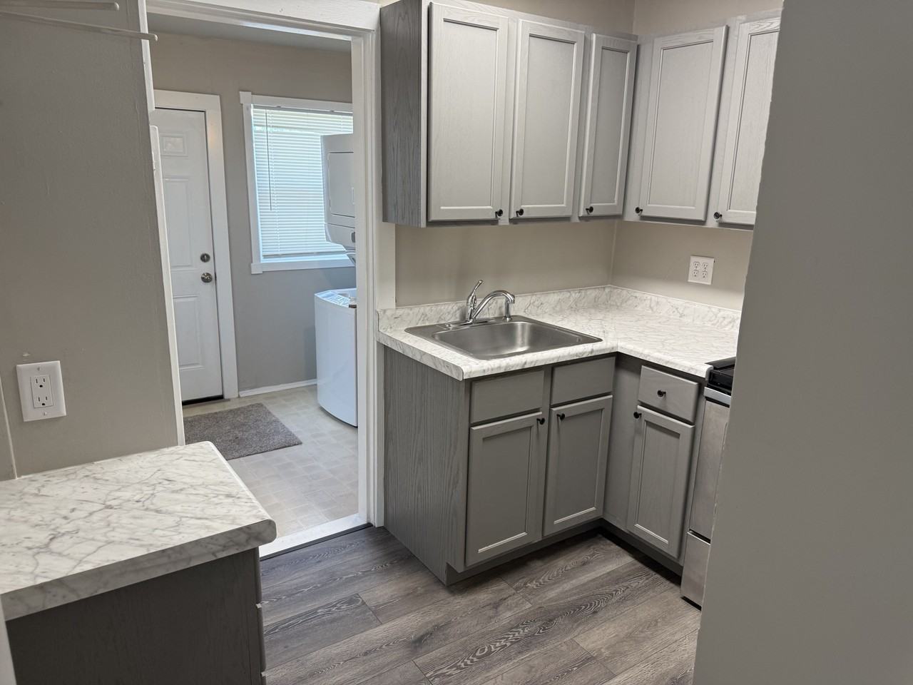 205 W Boston Ave #2 - Photo 5 of 8