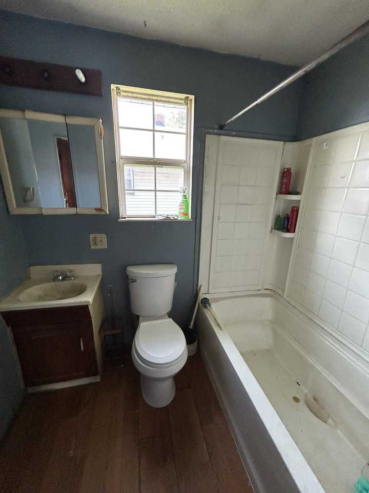 224 Lincoln Ave #NA - Photo 6 of 18