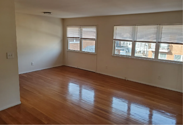 218 Kipp Ave #M - Photo 3 of 12