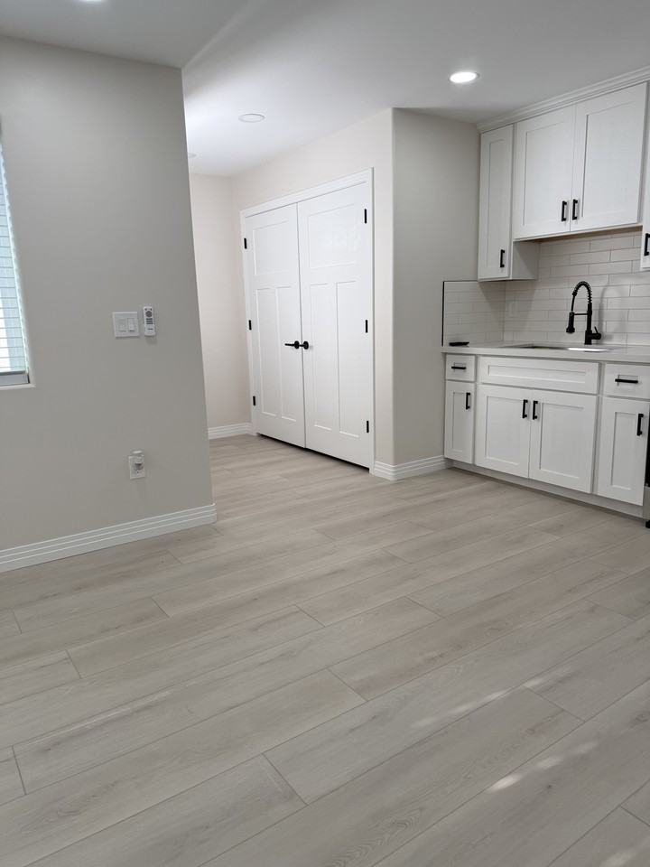 18212 N 43rd Pl #B - Photo 7 of 18