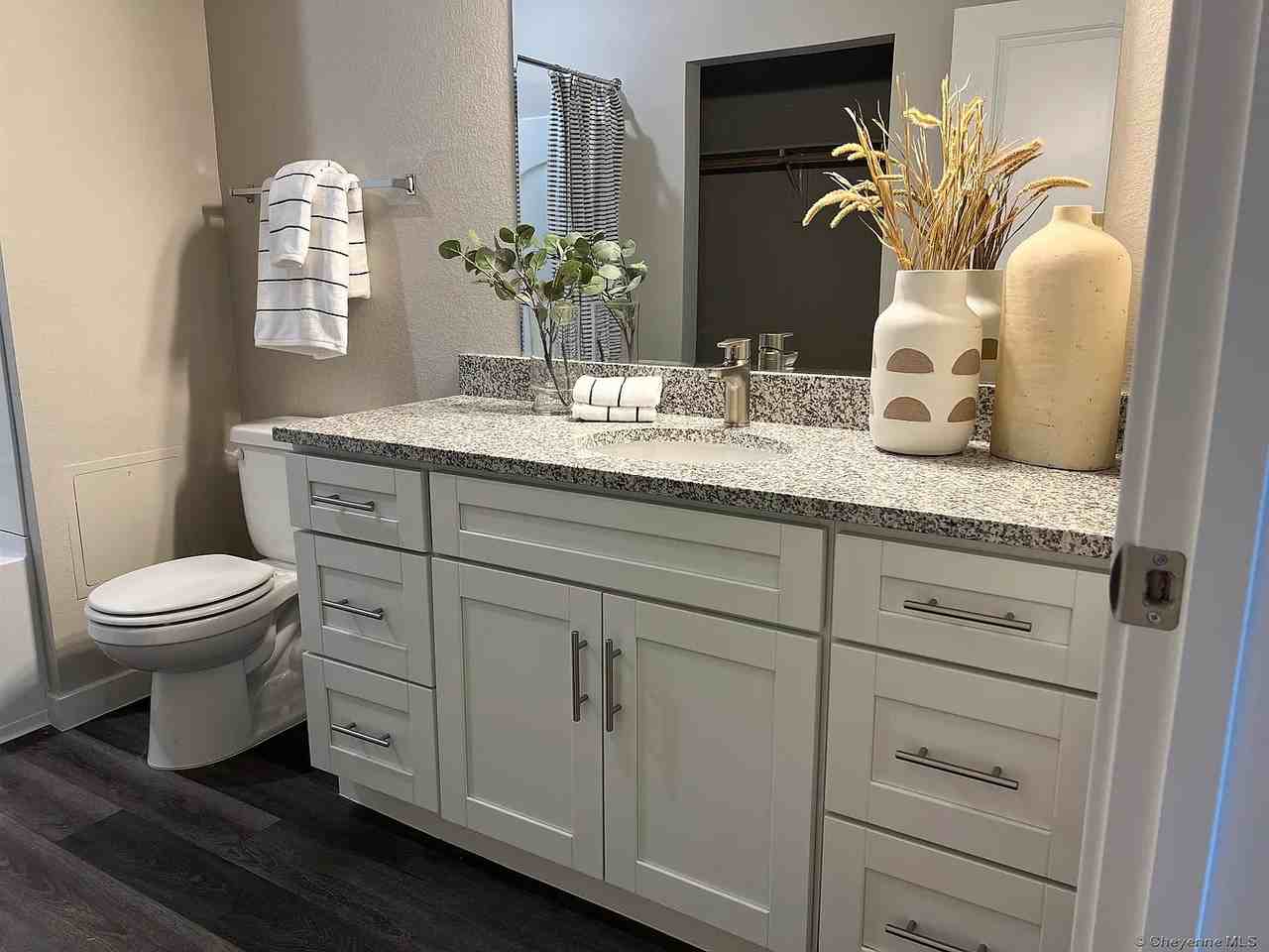 1411 Richard Martin Dr #101 - Photo 5 of 10