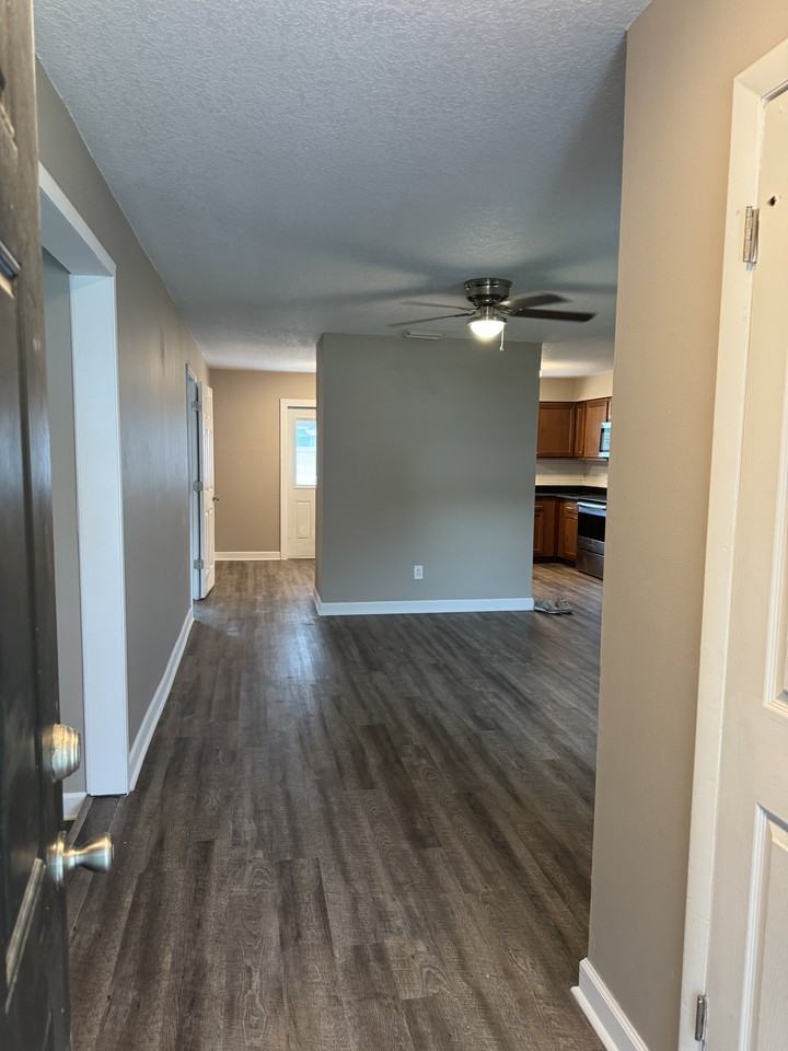 6205 S Church Ave #NA - Photo 3 of 24