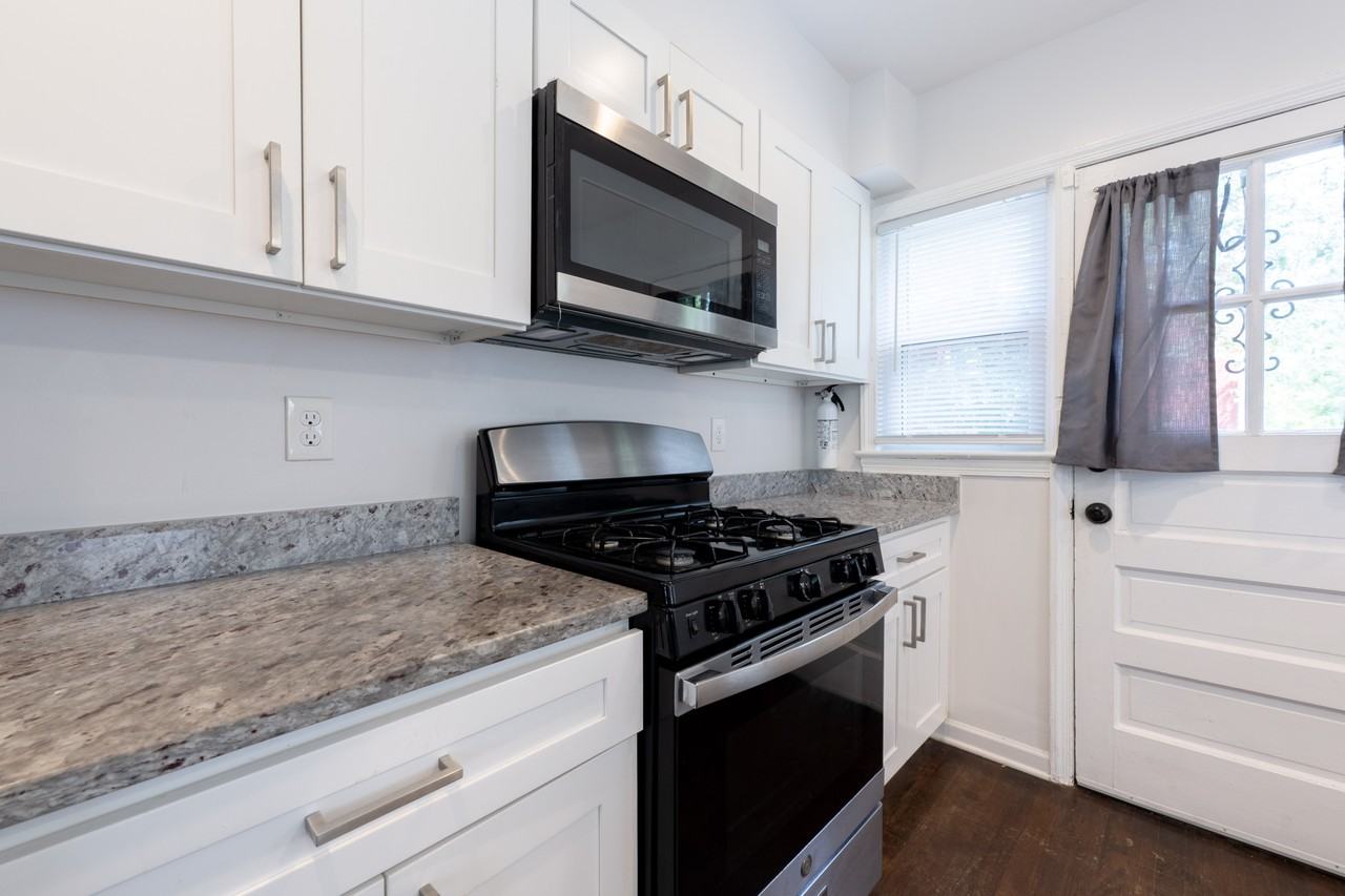 4502 Eads Pl Ne #NA - Photo 5 of 22