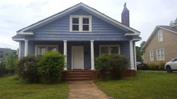 featured image of 900 Walnut Ave