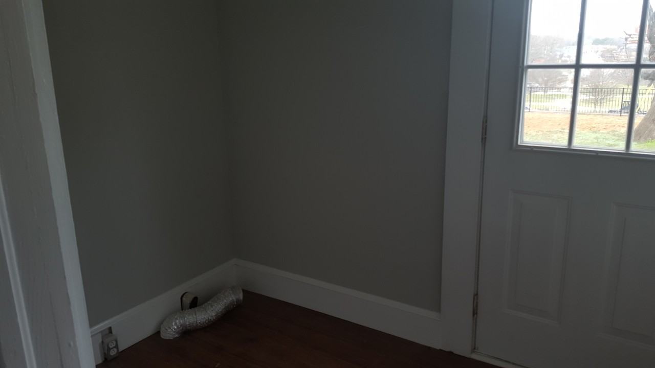 900 Walnut Ave - Photo 7 of 17