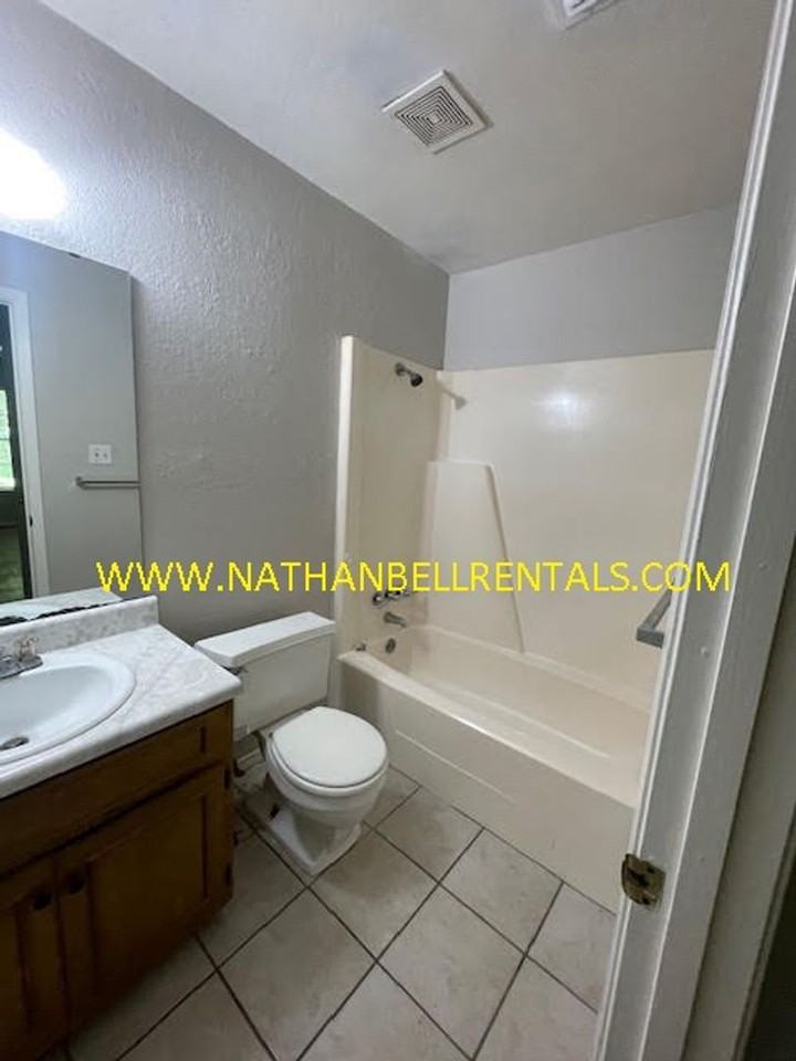 2570 Culbertson St - Photo 7 of 14