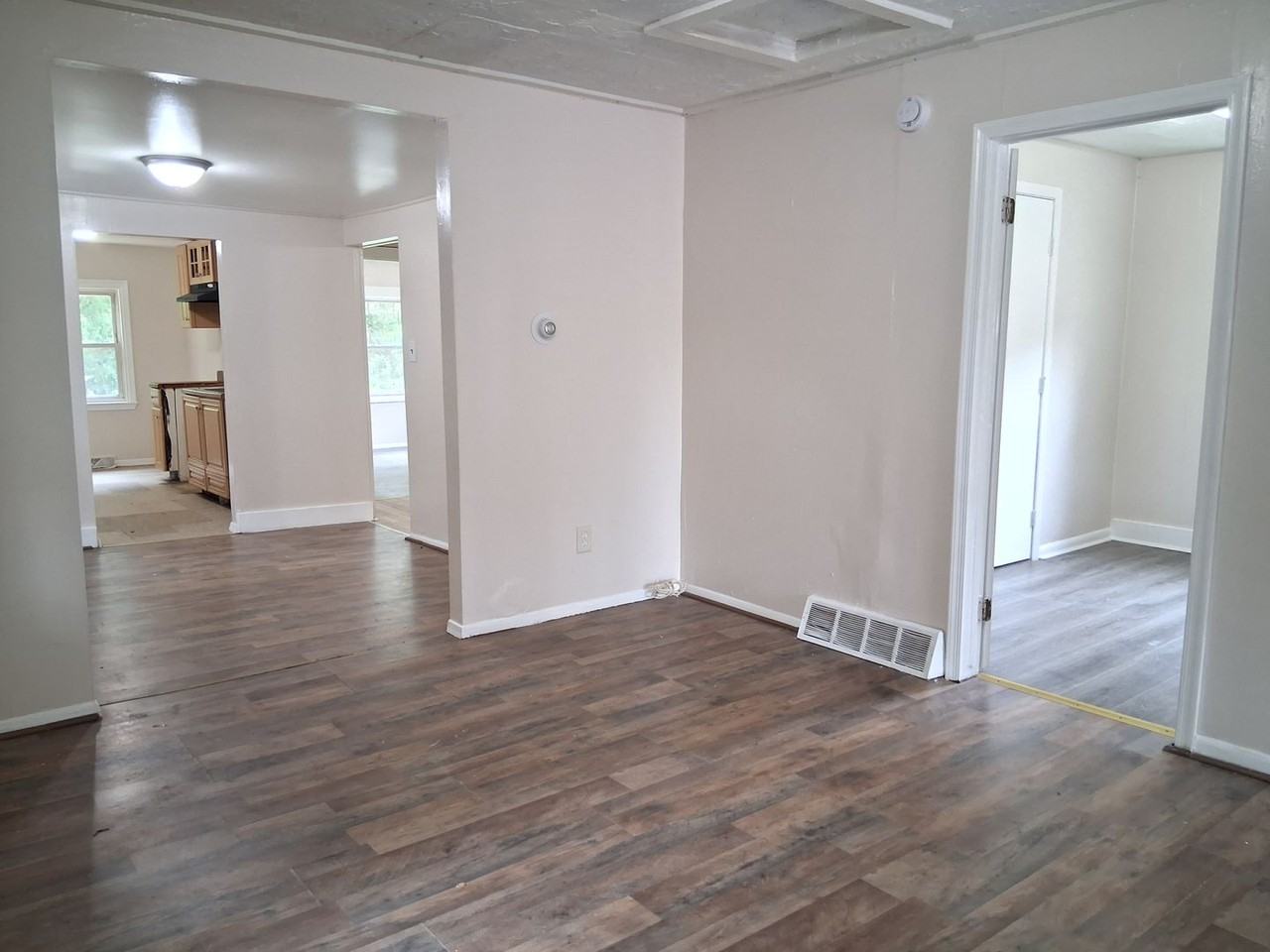 8 Sunset Ln - Photo 7 of 18