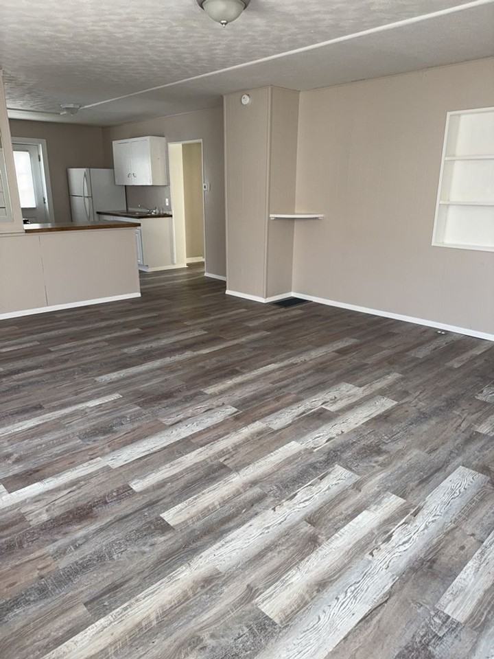 806 Robinson Ave - Photo 5 of 7