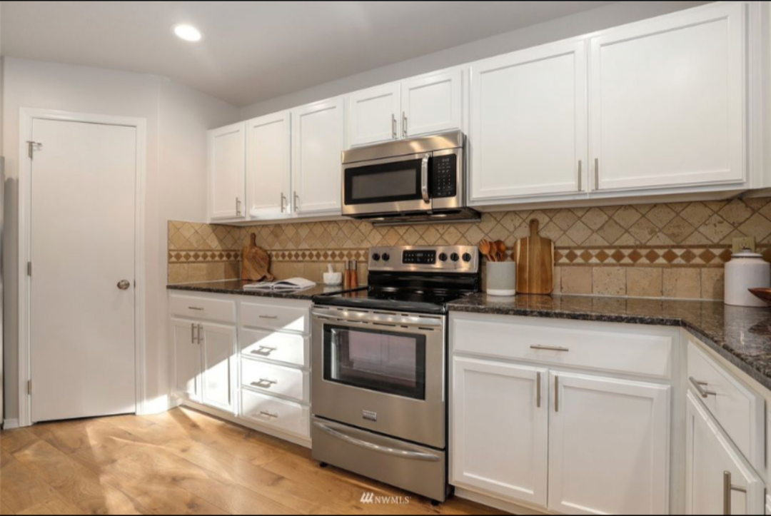 11703 60th Ave Se #NA - Photo 6 of 33