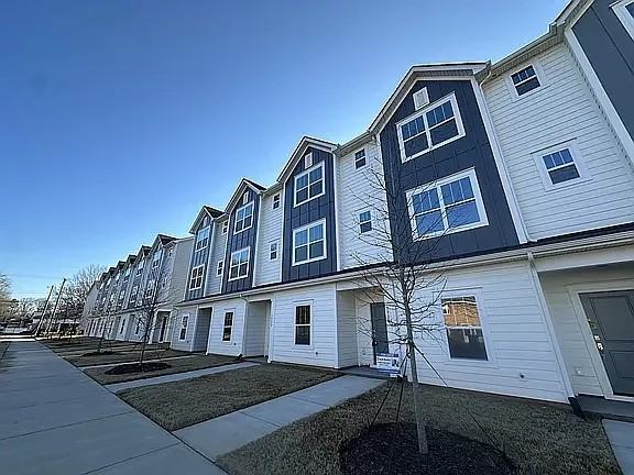5010 Central Ave #5010 - Photo 3 of 5