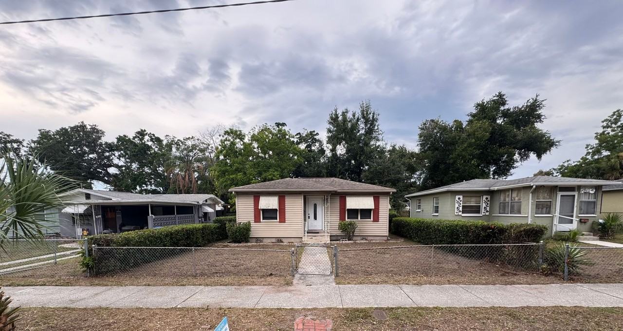 2929 4th Ave S - Photo 3 of 45