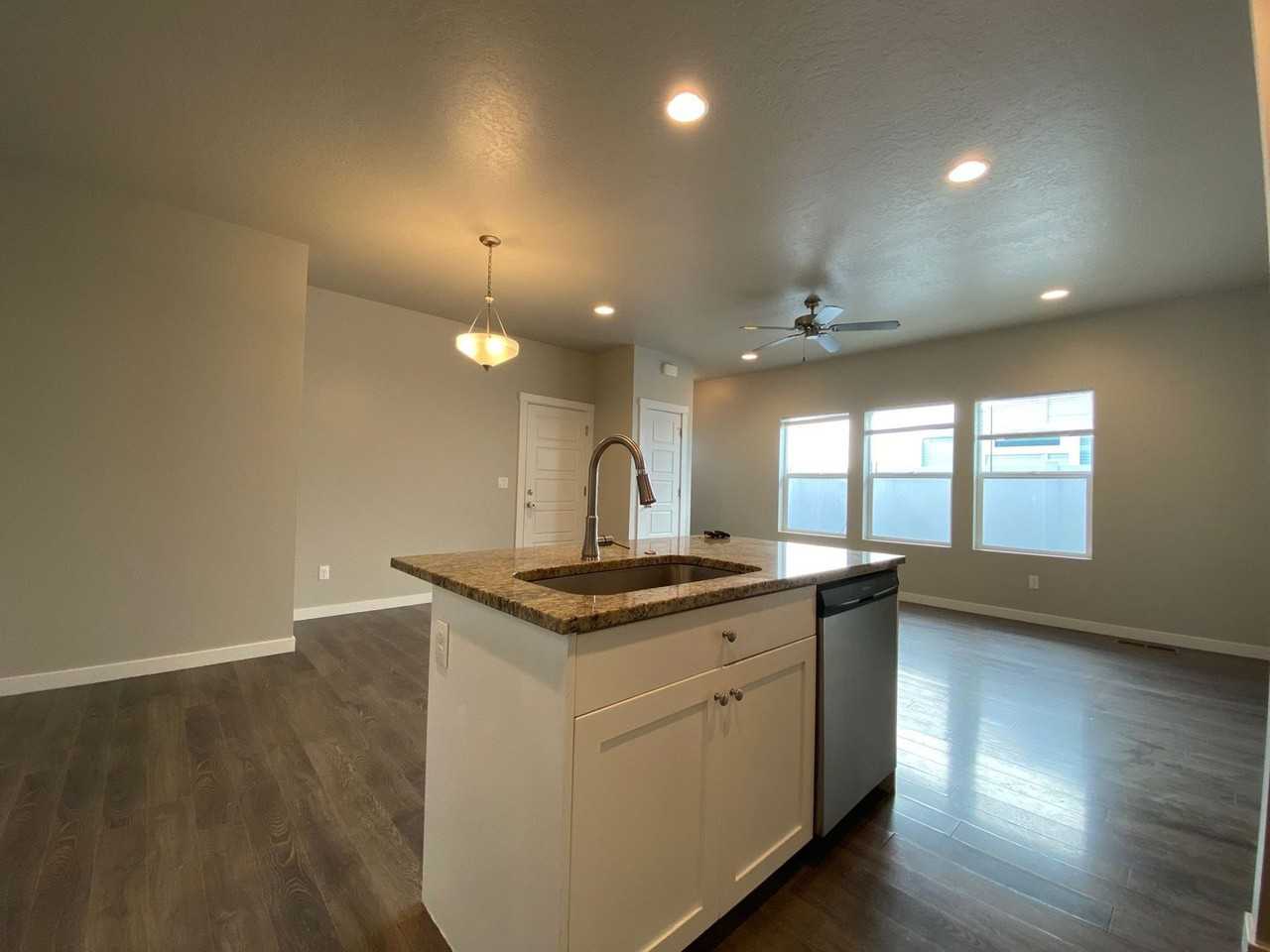 2211 Ison Ct #101 - Photo 5 of 20