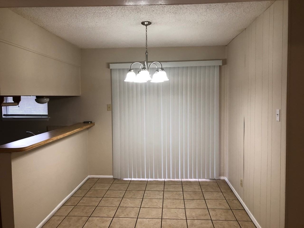 205 Beverly Dr - Photo 3 of 14