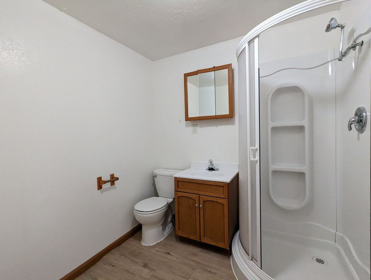 160 20th St #17 - Photo 6 of 11