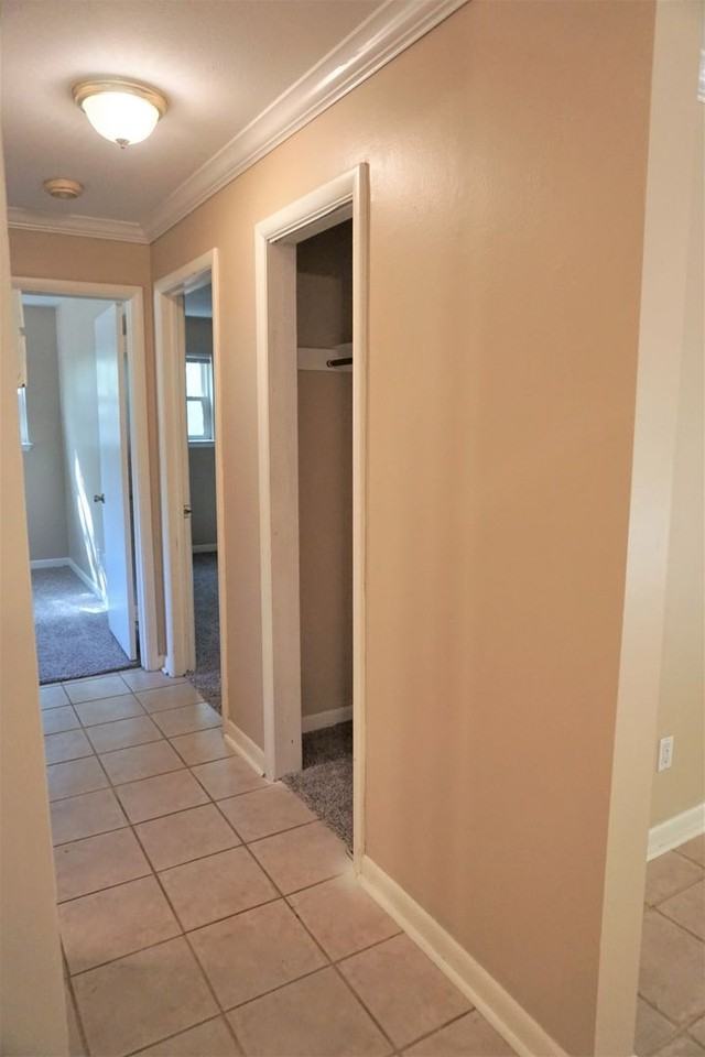 1813 Hardy Dr - Photo 5 of 39