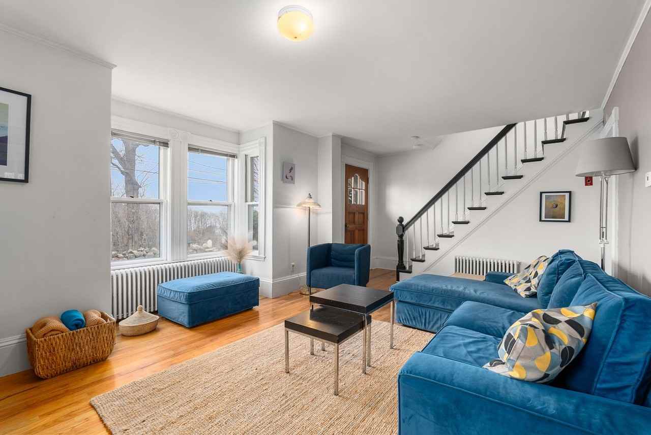 11 S Kilby St - Photo 4 of 28